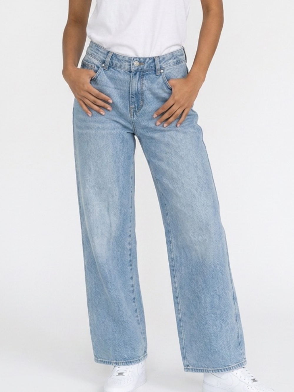 PACSUN | Light Blue Casey Low-Rise Baggy Wide-Leg Jeans Womenβs Size 26 (2)